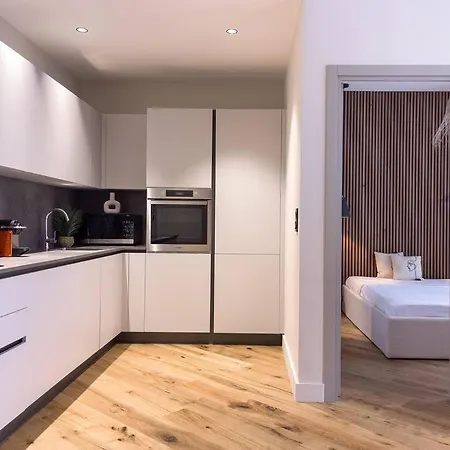 Appartement Bijou Nicois-3 Pieces Au Centre Nice