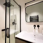 Bijou Nicois-3 Pieces Au Centre Apartment